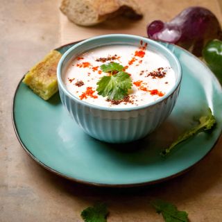 Sos-salata Raita / Iaurt cu legume