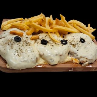 Suprema A La Fugazzetta De Pollo