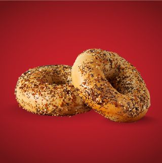 Bagel od jaja sa svim
