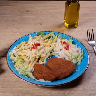 Meniu șnițel de pui pane