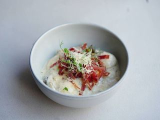 Ньокі з прошуто та білими грибами (330g)