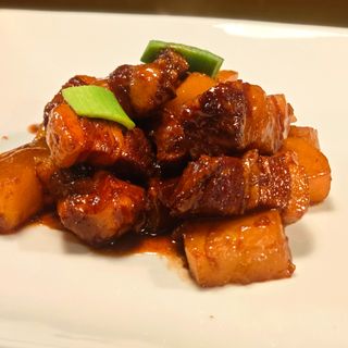 Pancetta di maiale stufato