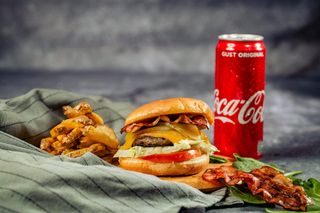 Combo Cowboys Signature, fries (portie medie) & drink