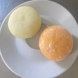114 gelato mochi