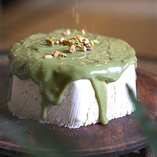 ფისტას ხაჭოს პასკა 1.2 კგ - იანი