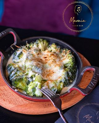 Броколи в масло с пекорино (350г)