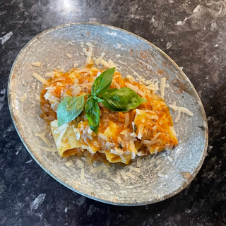 Paccheri Con Salsa Boloñesa