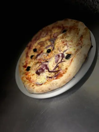 Pizza Tonno Ø33cm