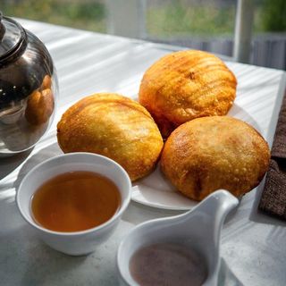 Хошаны с мясом (1 шт.)