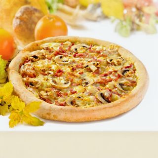 Пицца "Ветчина и грибы" (23 см)