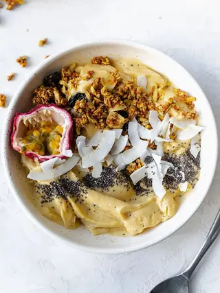 Tropical yoghurt bowl
