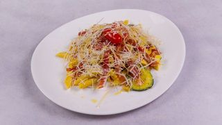 Njeguška pasta salata