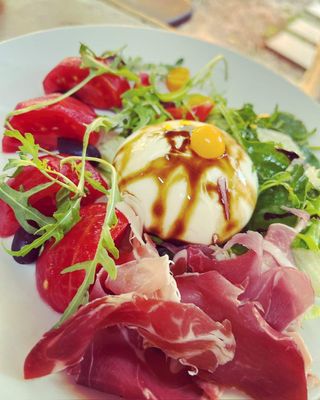 Салата Бурата (300г)