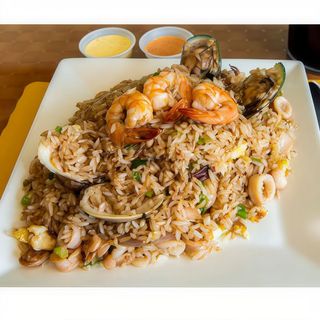 Arroz Chaufa De Mariscos