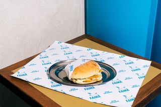 Nel panino con mayo al basilico