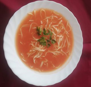 Zupa Pomidorowa z makaronem