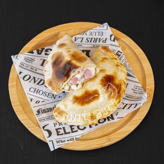 Empanada Jamón Y Queso