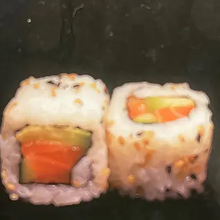 51.California De Vegetal Con Salmón (8 Pzs.)
