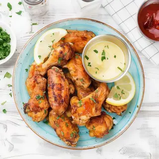 Alitas De Pollo (15 Uds.) Con Bebida (1.5 Lt.)