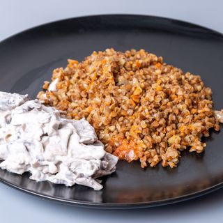 Heljda sa pečurkama