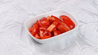 Salata de rosii