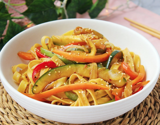 Tallarines Salteados Con Verduras