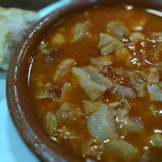 Callos Con Garbanzos