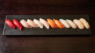 Nigiri Omakase (12 Peças)