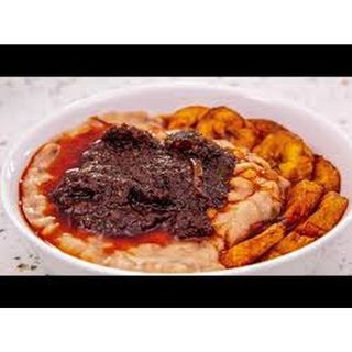 Ewa Agoyin With Plantain