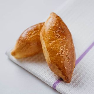 Пирожок с картофелем и сливочным сыром (65 гр.)