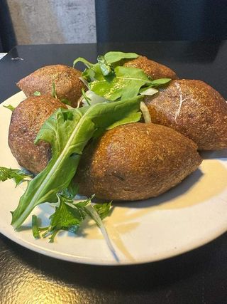 Plats kebba 5 pcs + motabbalet 