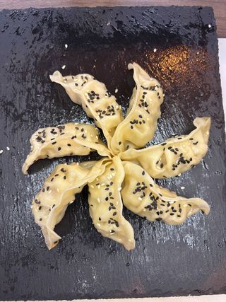 Gyoza z wieprzowiną 7 szt.