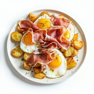 Huevos Rotos Con Papas Y Jamón