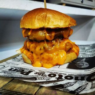 Hamburguesa Gourmet Doble Cheddar