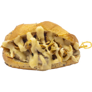  30. Poulet, sauce cheddar, oignons frits 