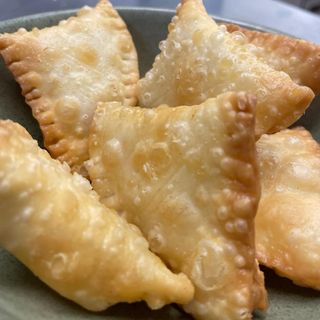 EMPANADILLAS DE QUESO fritas