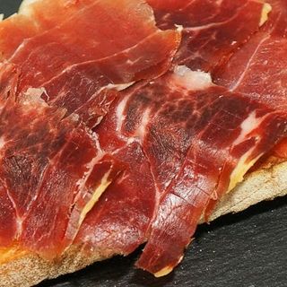 Tostada Con Serrano Y Tomate