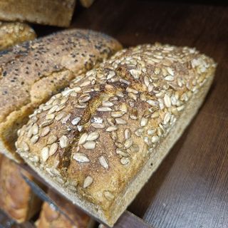 Chleb żytni ze słonecznikiem mały