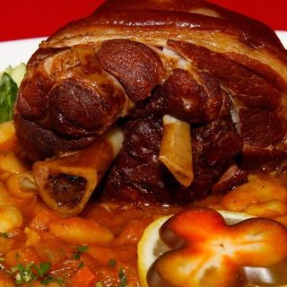 Ciolan de porc la cuptor 