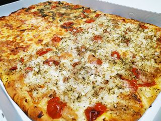 Pizza in teglia al taglio rianata a porzione 200 g