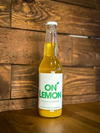 On lemon ANANAS