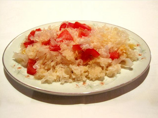 84. Салата бели гъби и домати