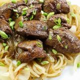 Spaghetti served with liver and a free soda 