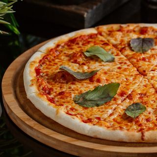 Pizza Margarita (30 Cm.)