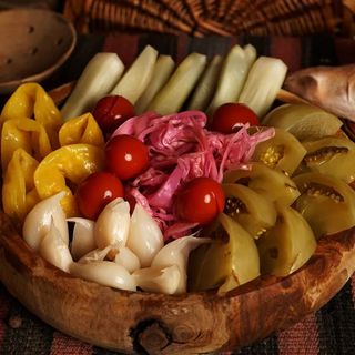 მჟავის ასორტი