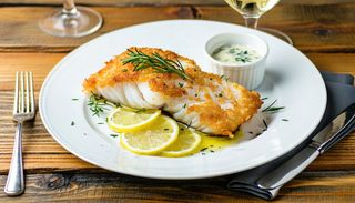 File de salau in crusta de bere