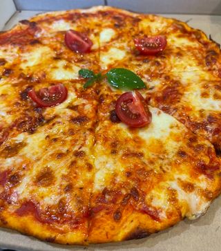 Пица Маргарита (500г)