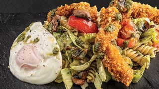 Италианска салата с хрупкаво пиле (350г)