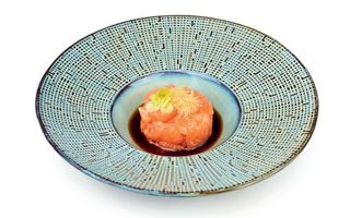 121. Tartare salmone
