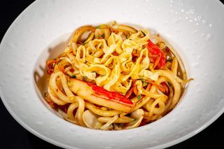 519 Yaki udon ai frutti di mare